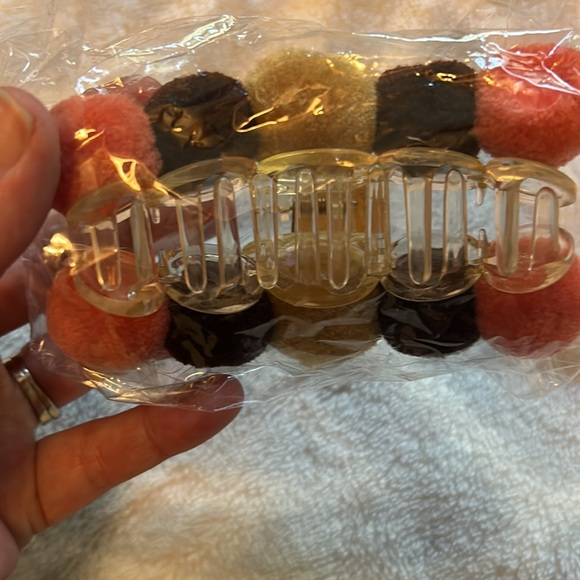 NWT Natural life hair clip - Picture 3 of 3